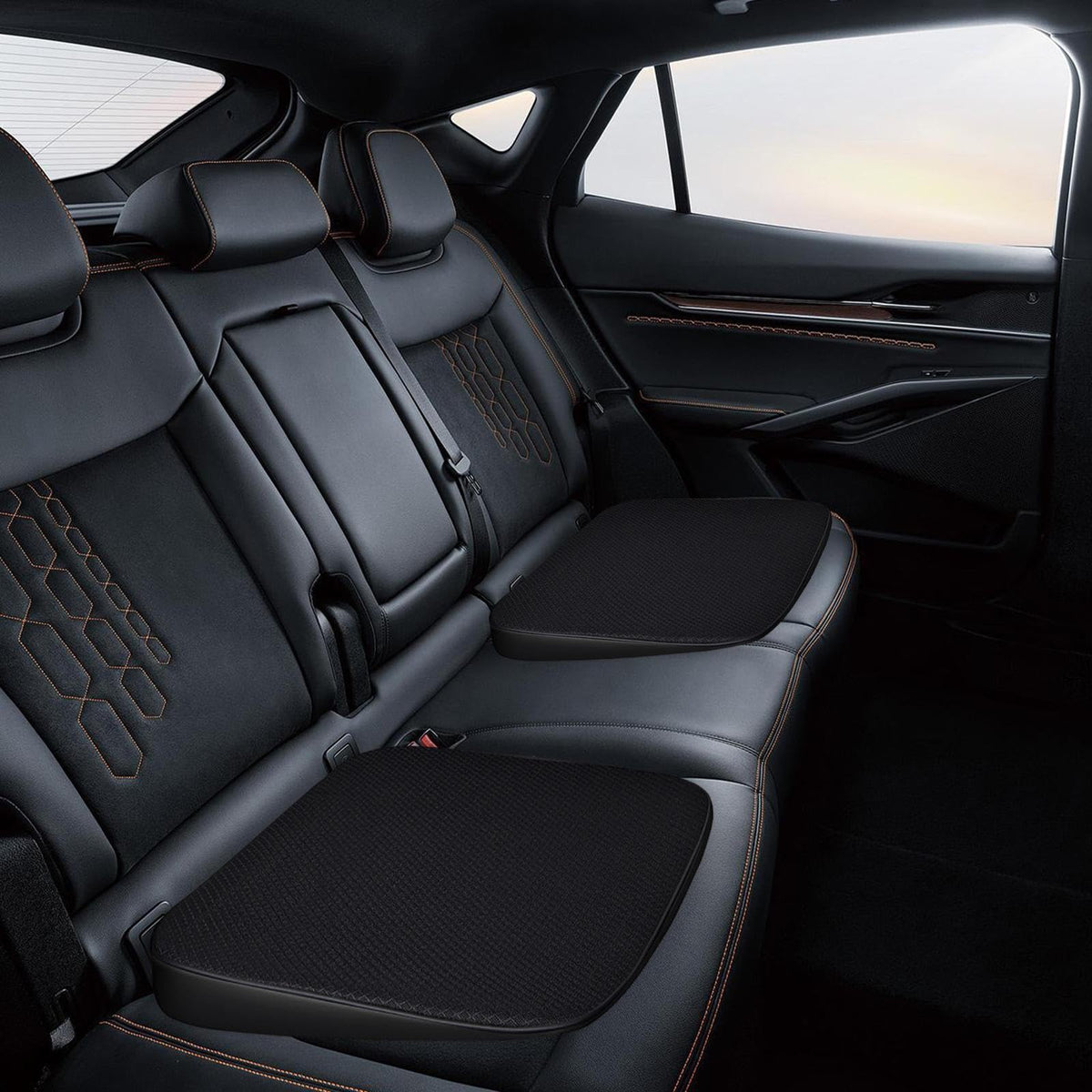 Adjustable Ergonomic Non-Slip Car Booster Seat M462