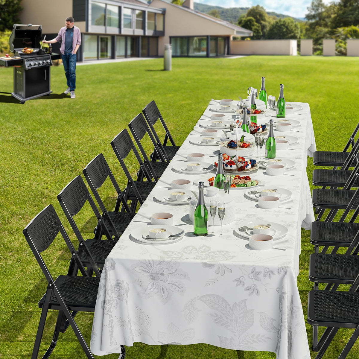 Black Plastic Folding Chairs with Mesh Seat, 10 Pack Q754