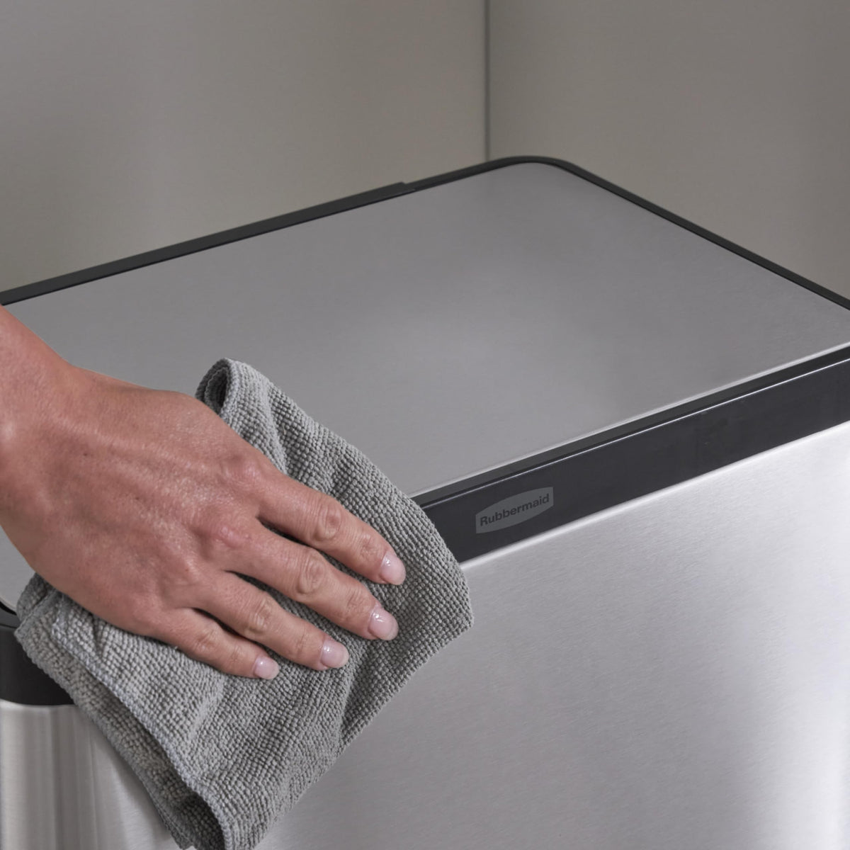 Stainless Steel Step-On Trash Can, 12 Gallon P513